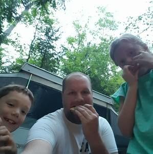 Meet your Posher, Gary